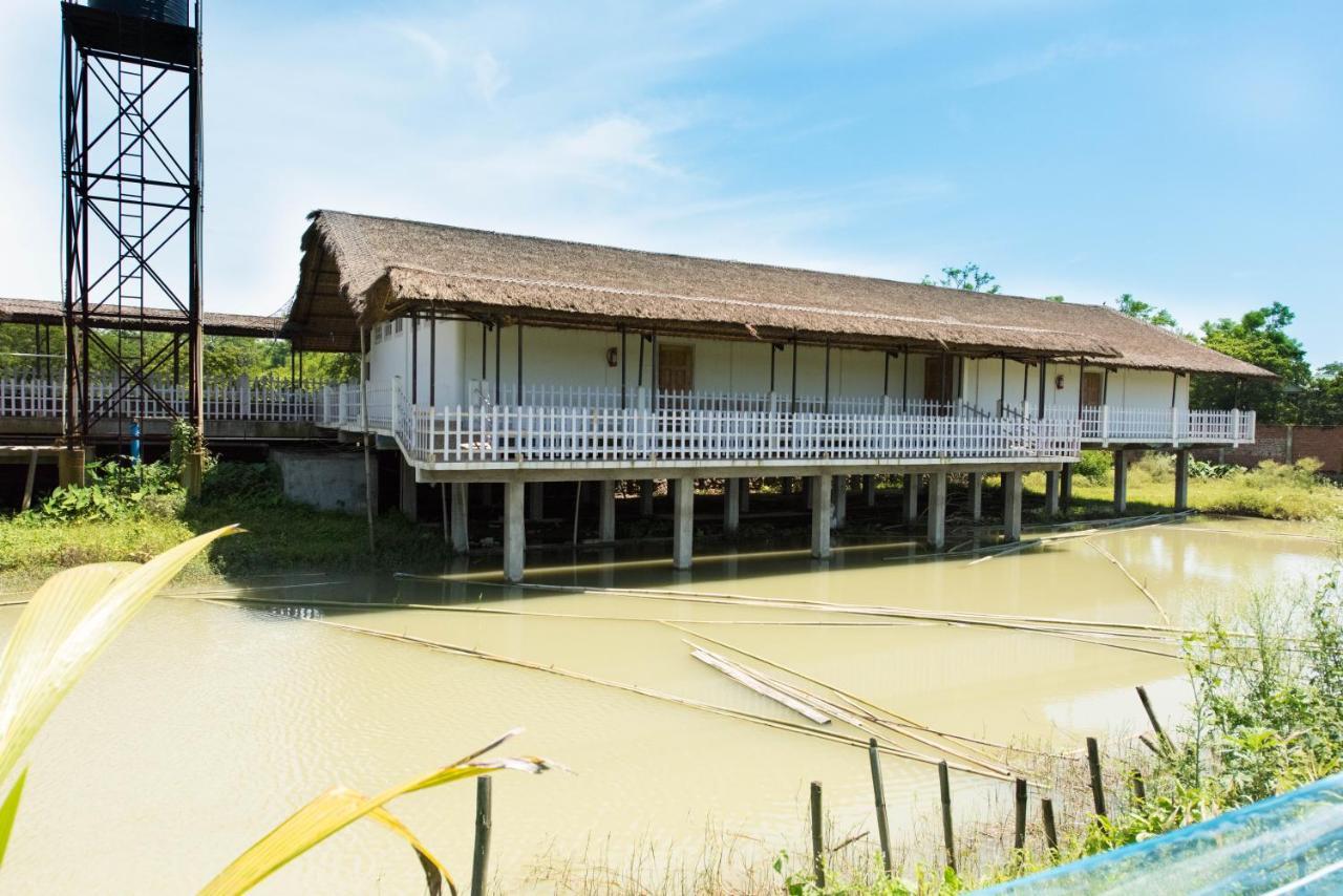 Zizina Otis Resort Guwahati Exterior foto